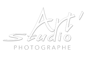 Logo Art'Studio Photographe blanc ombre x2